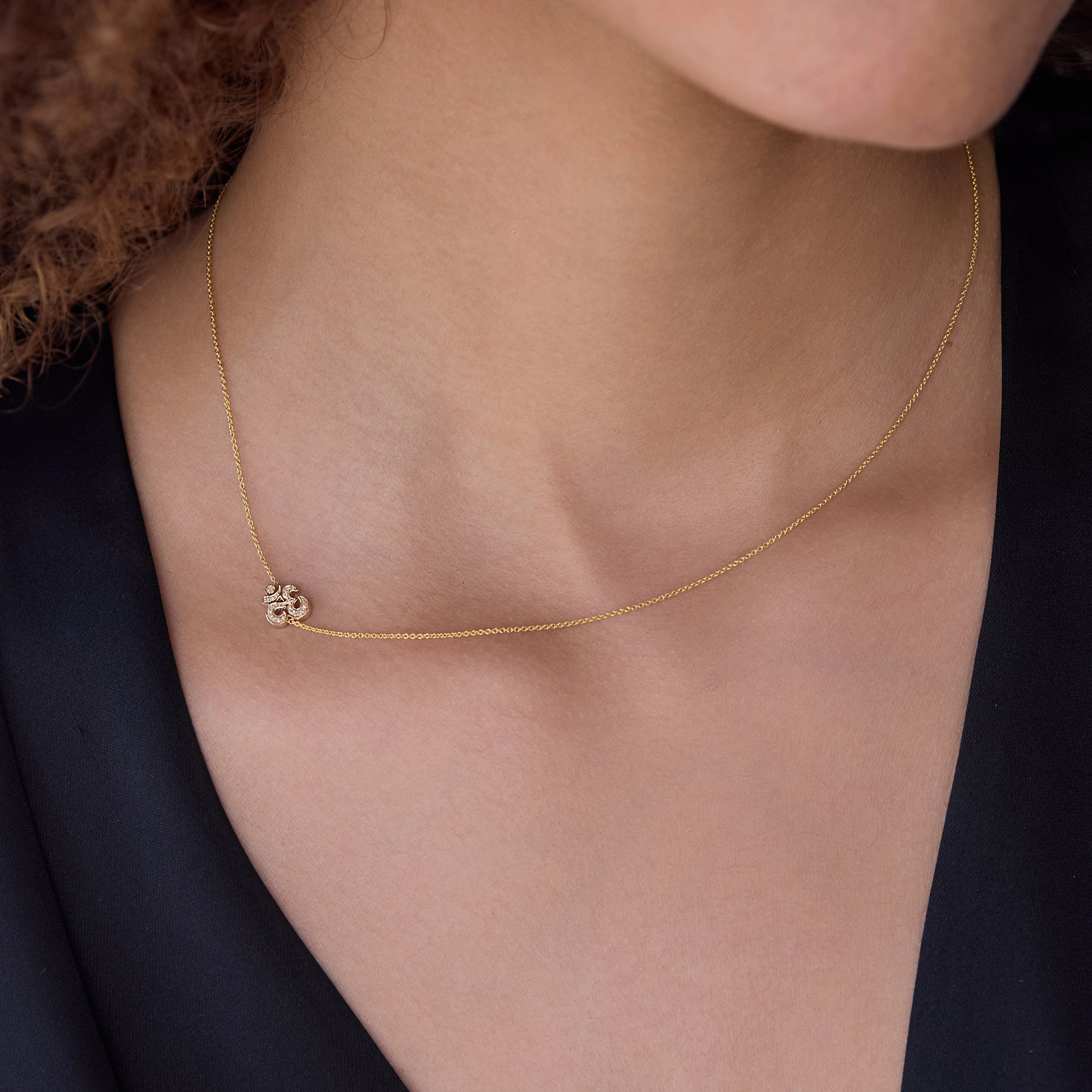 14k Gold Asymmetrical Charm Necklace - Pav Om