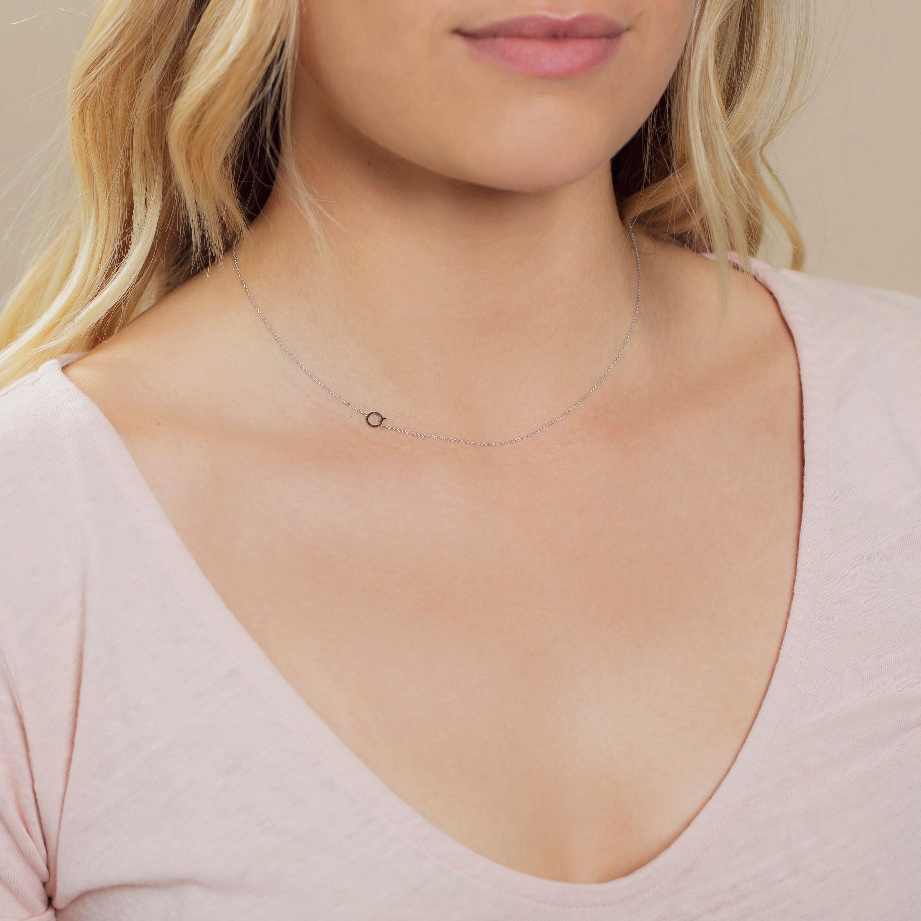 14k Gold Asymmetrical Letter Necklace - Q