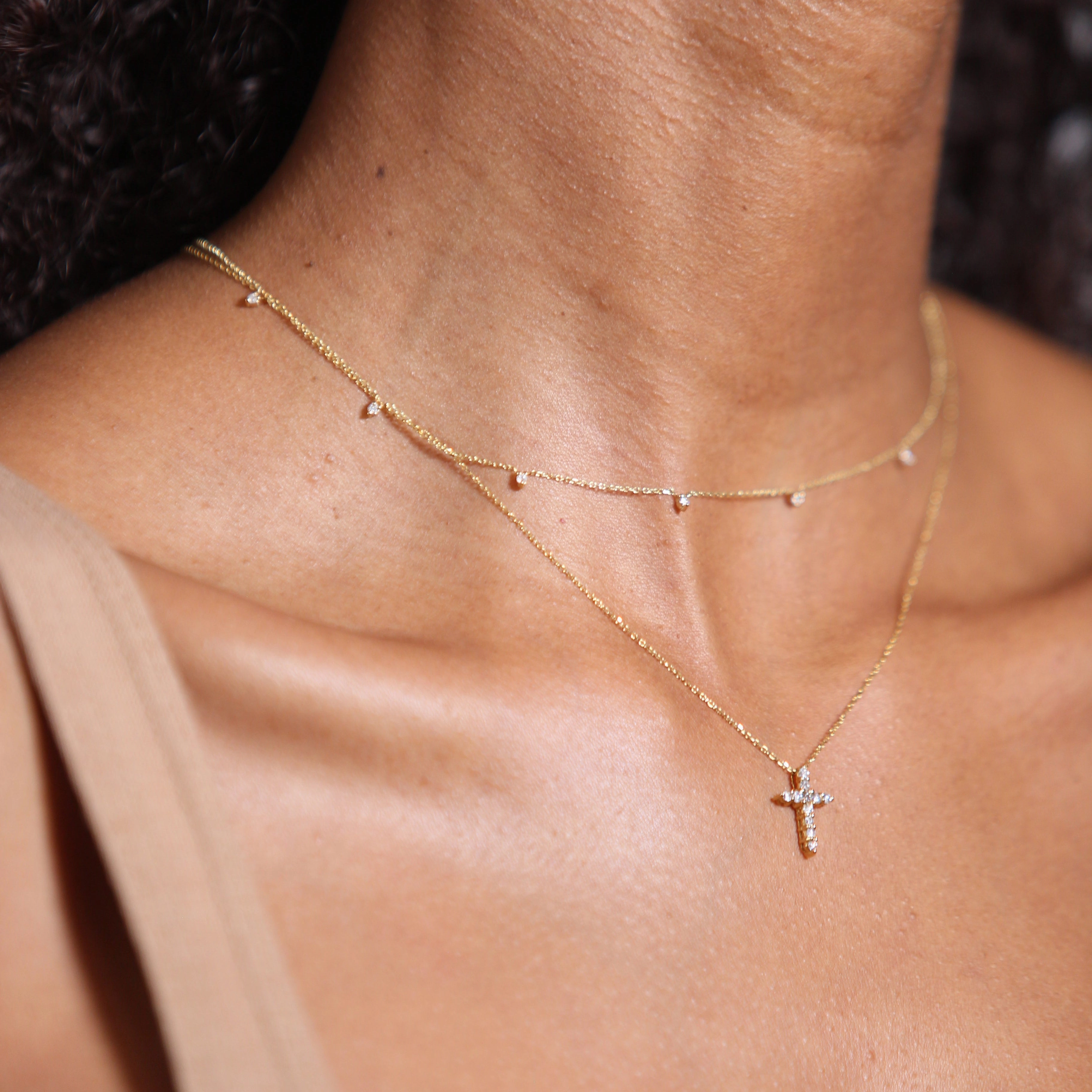 14k Gold Dangling Prong Mini Diamond Necklace