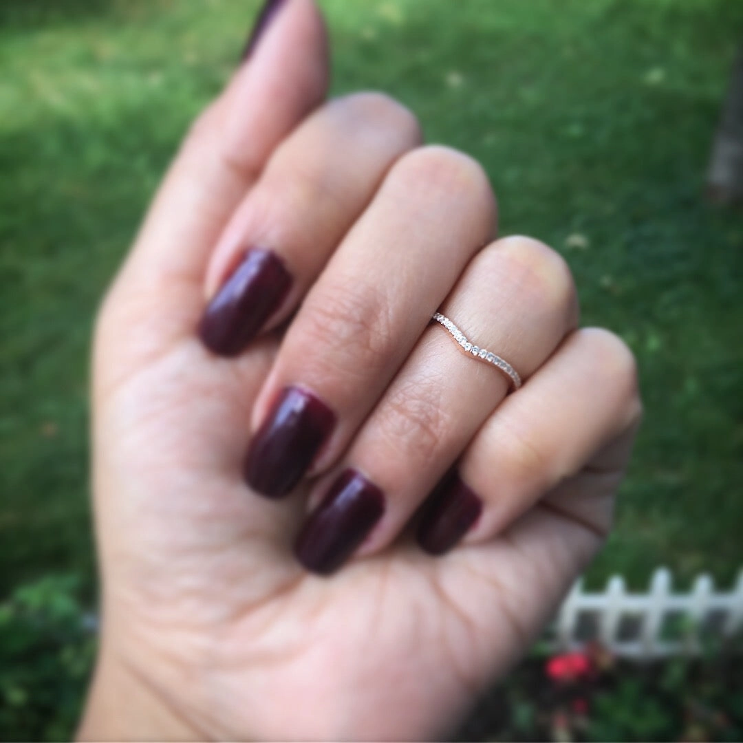 14k Gold Diamond V-Shape Ring