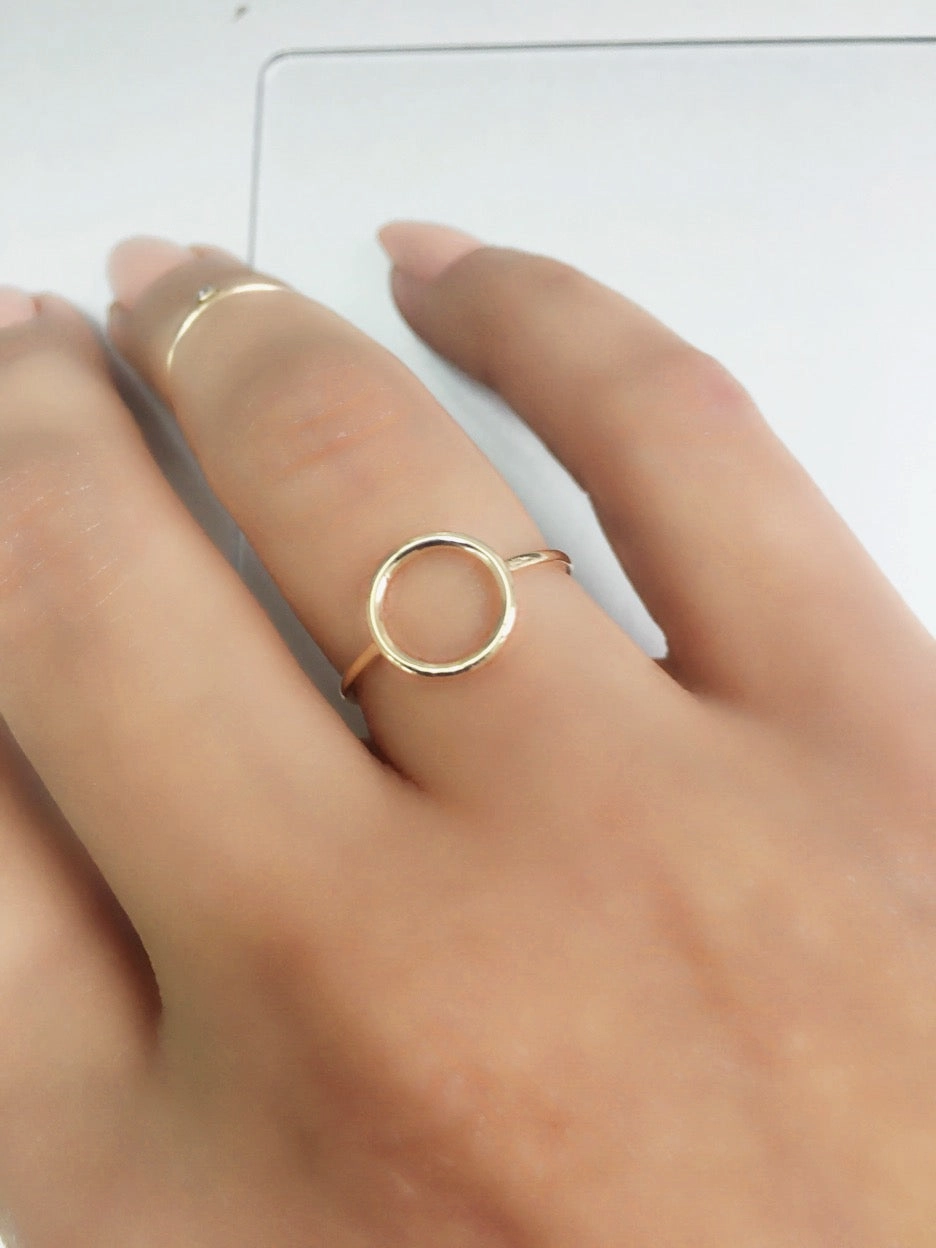 14k Solid Gold Circle Ring