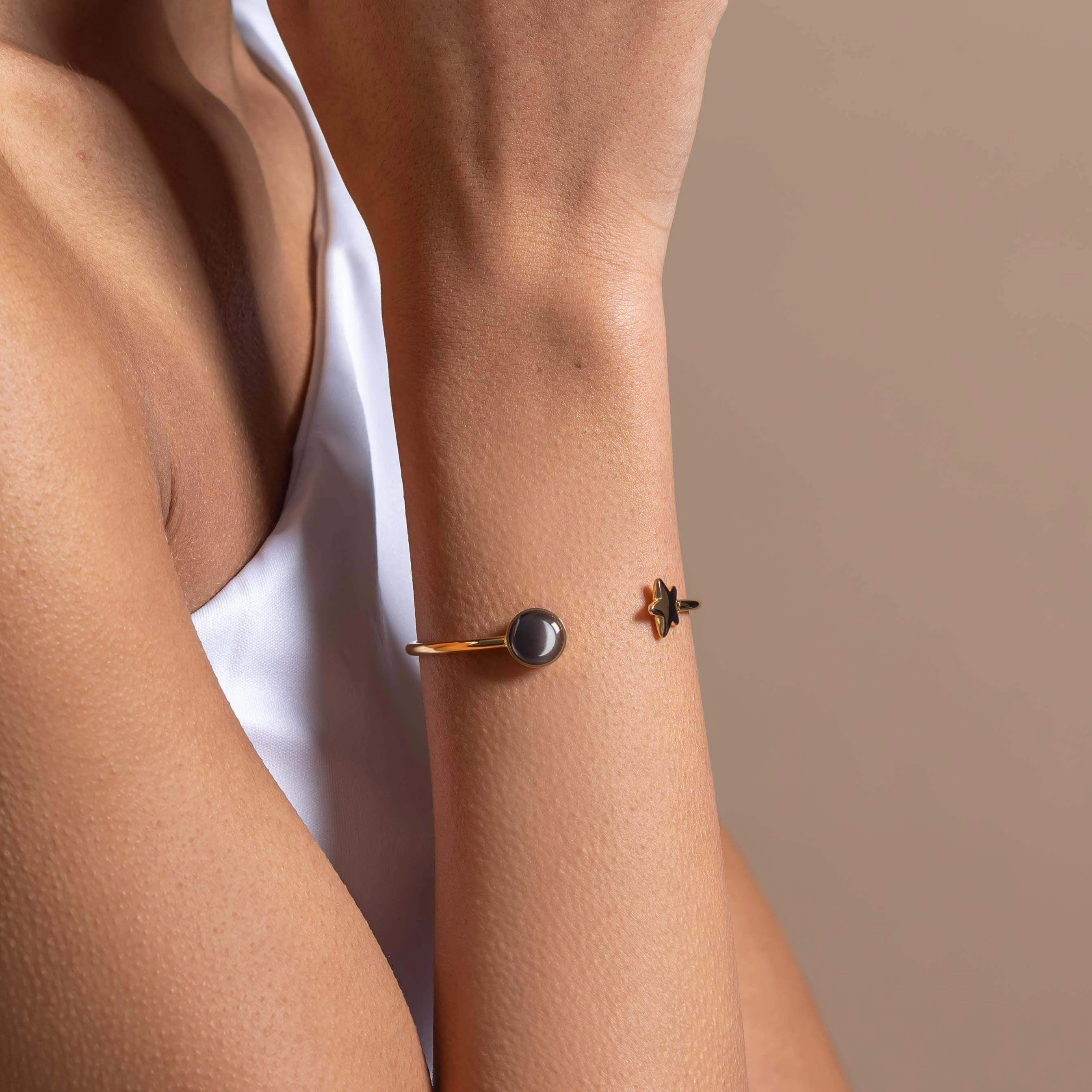Crpuscule Cuff In Gold