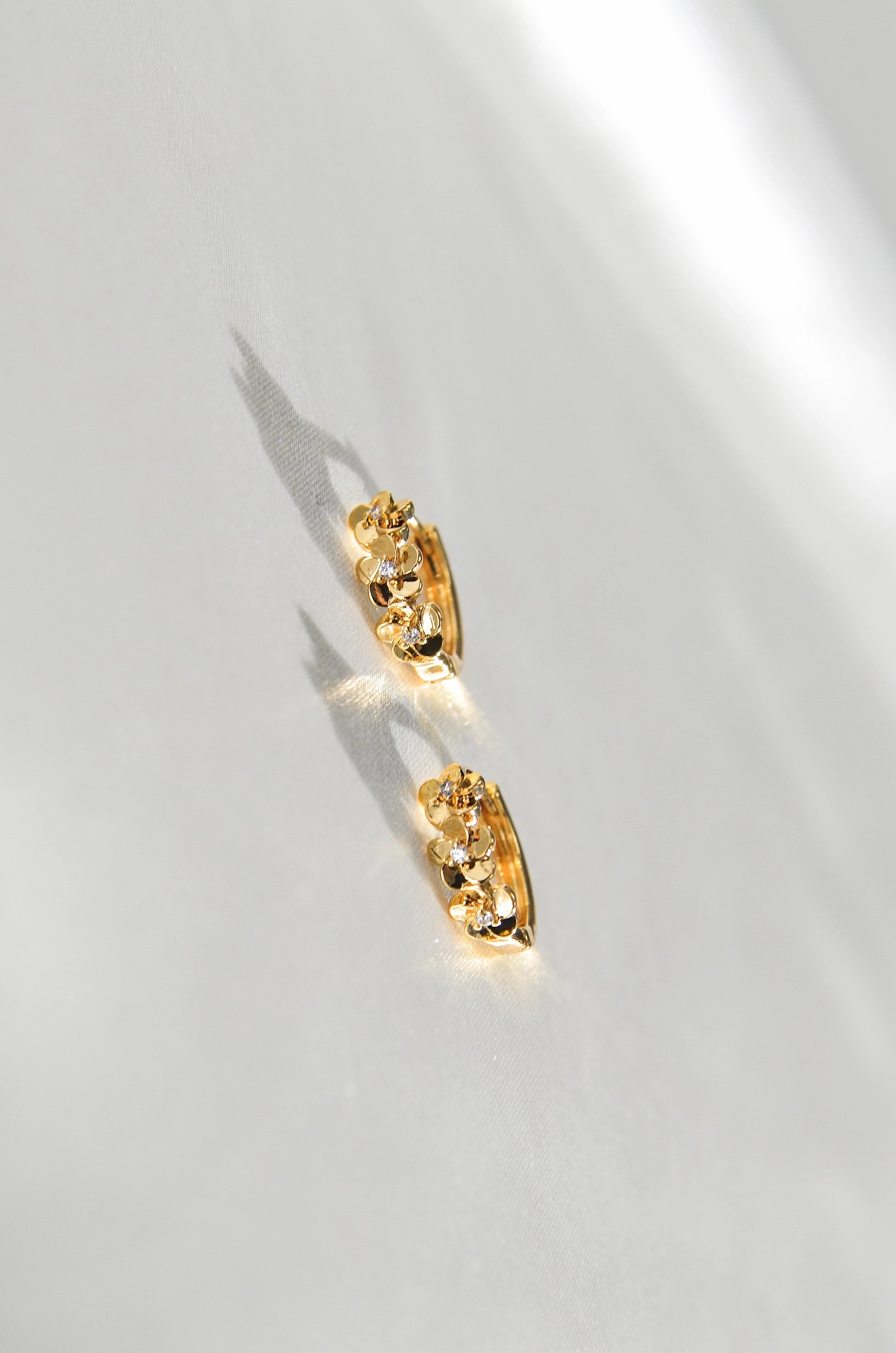 DAINTY HIBISCUS FLOWER EARRINGS