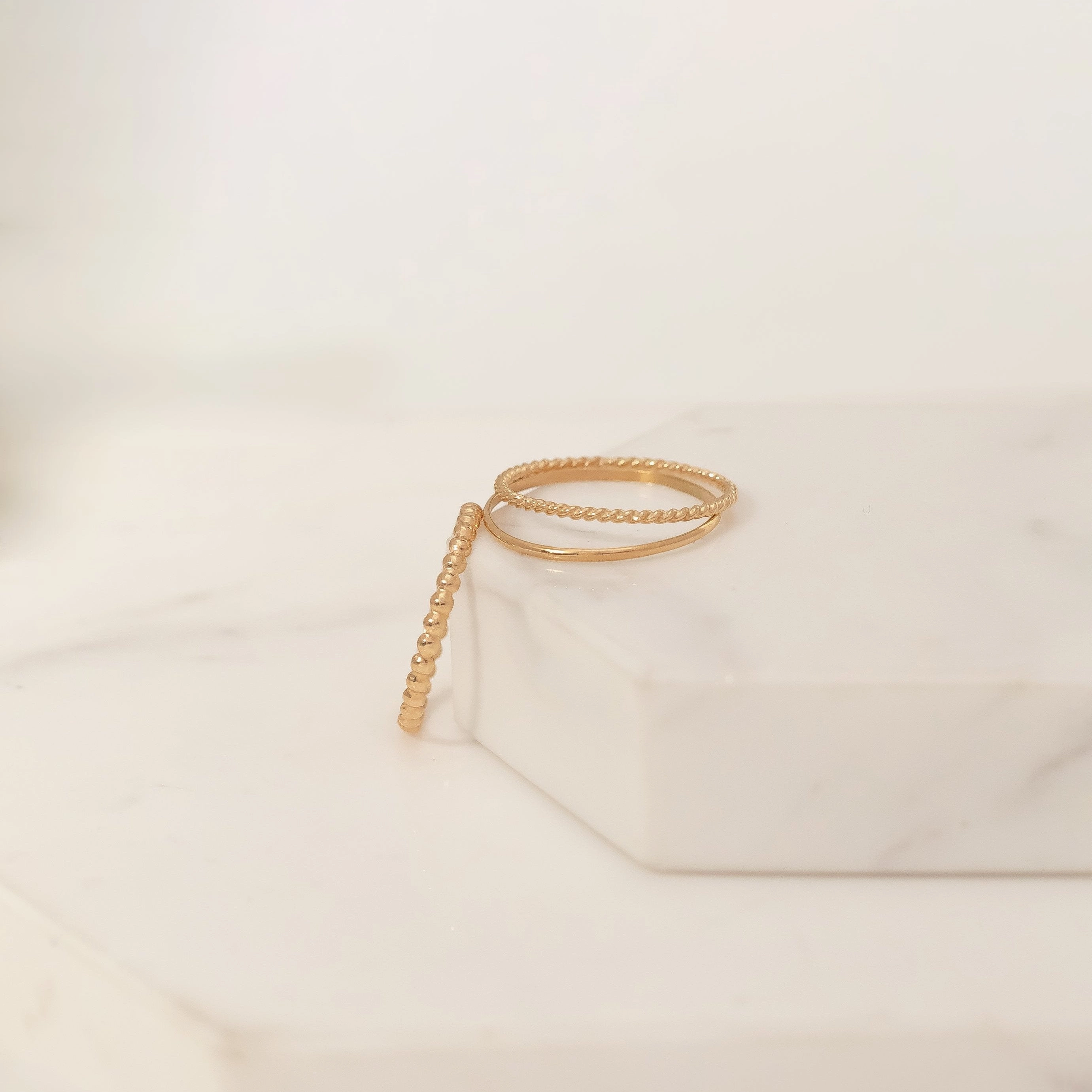 Delicate Twist Band