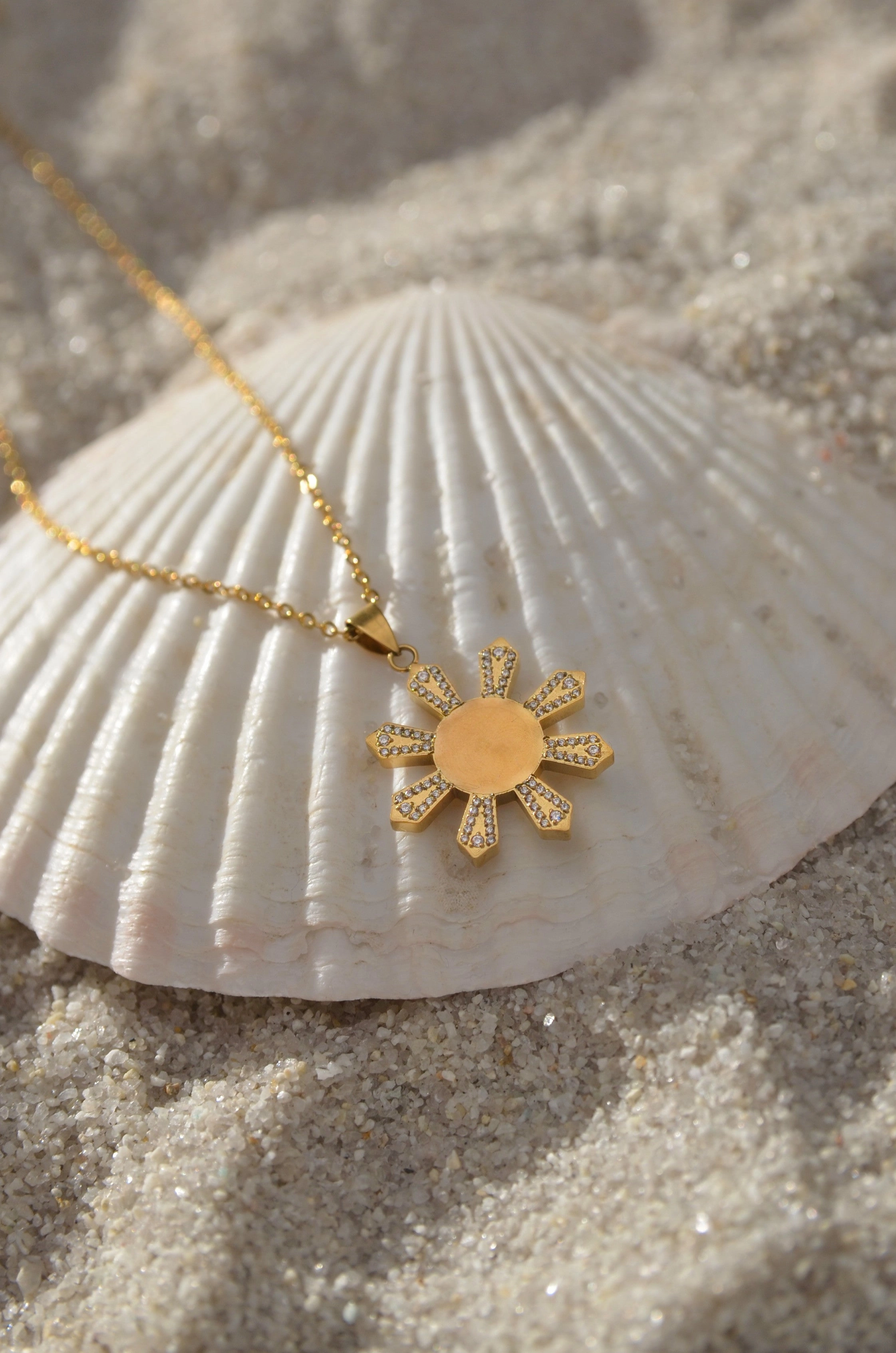 DIAMOND MABUHAY SUN NECKLACE