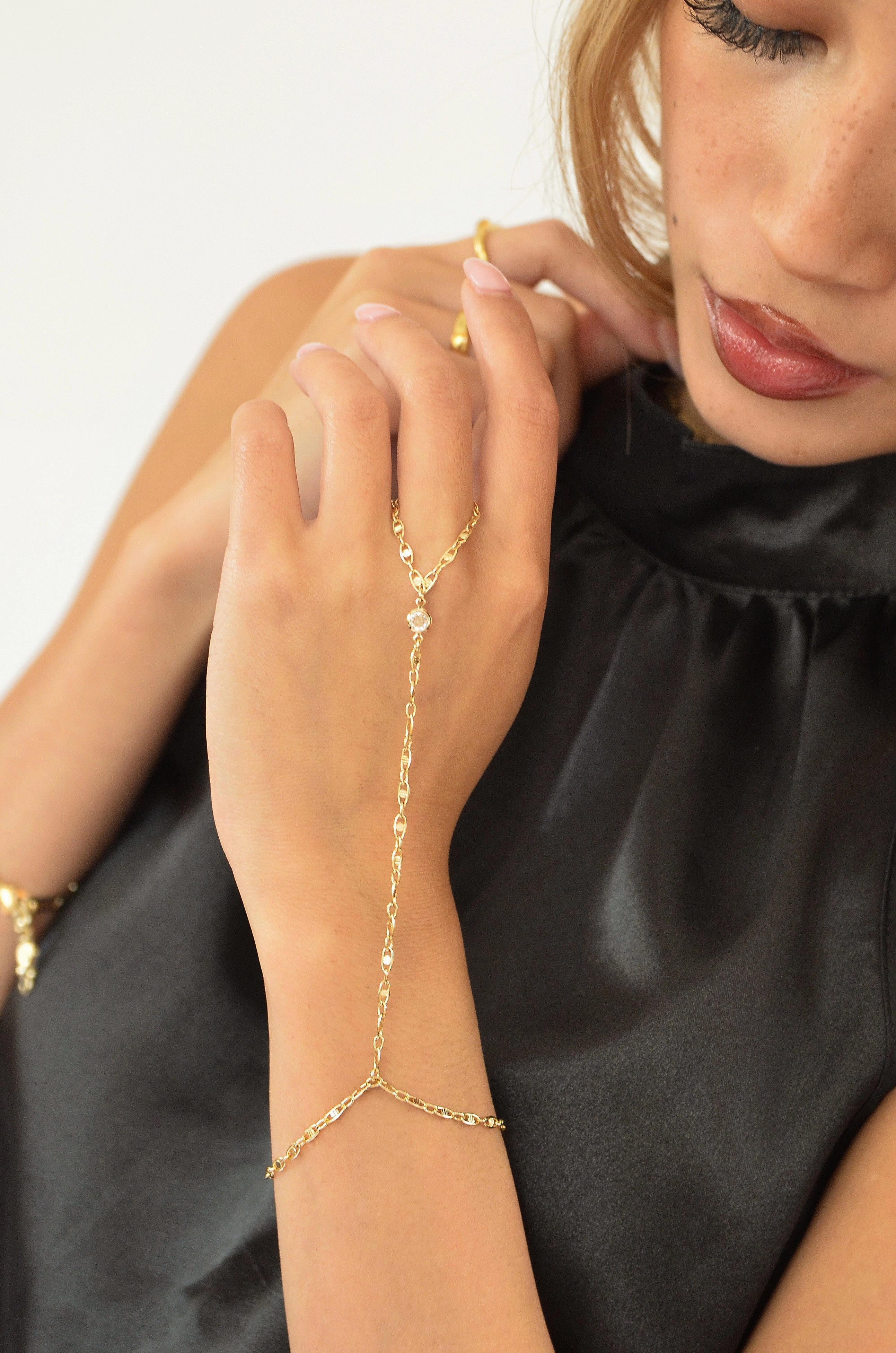 DYOSA HAND CHAIN