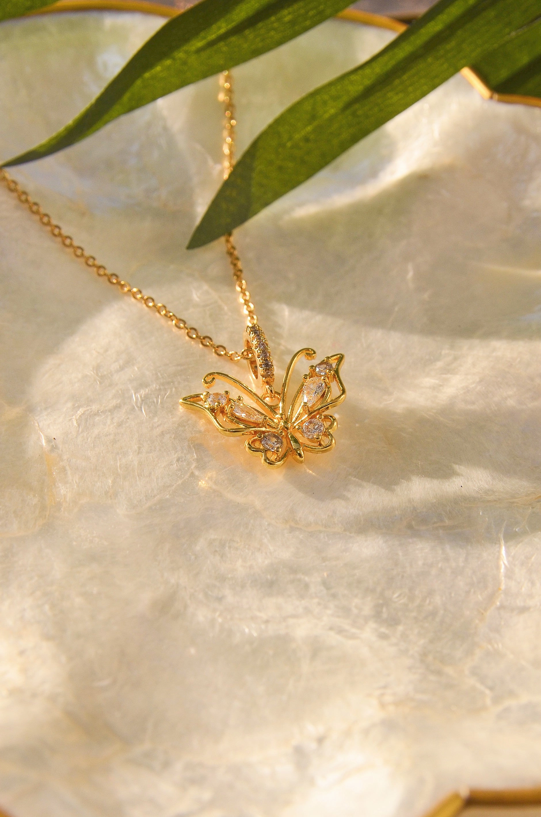 LIV BUTTERFLY NECKLACE