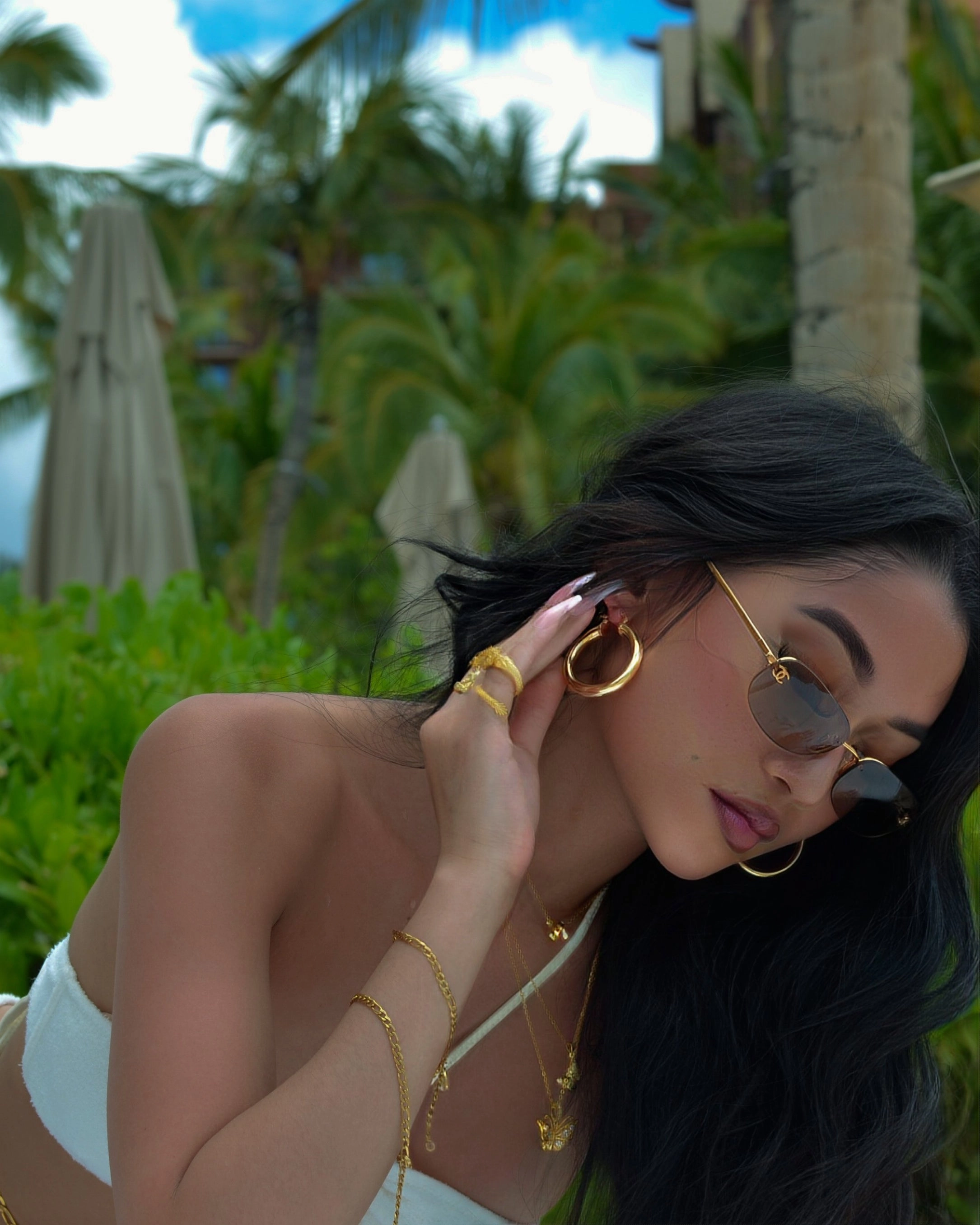 LIV BUTTERFLY NECKLACE