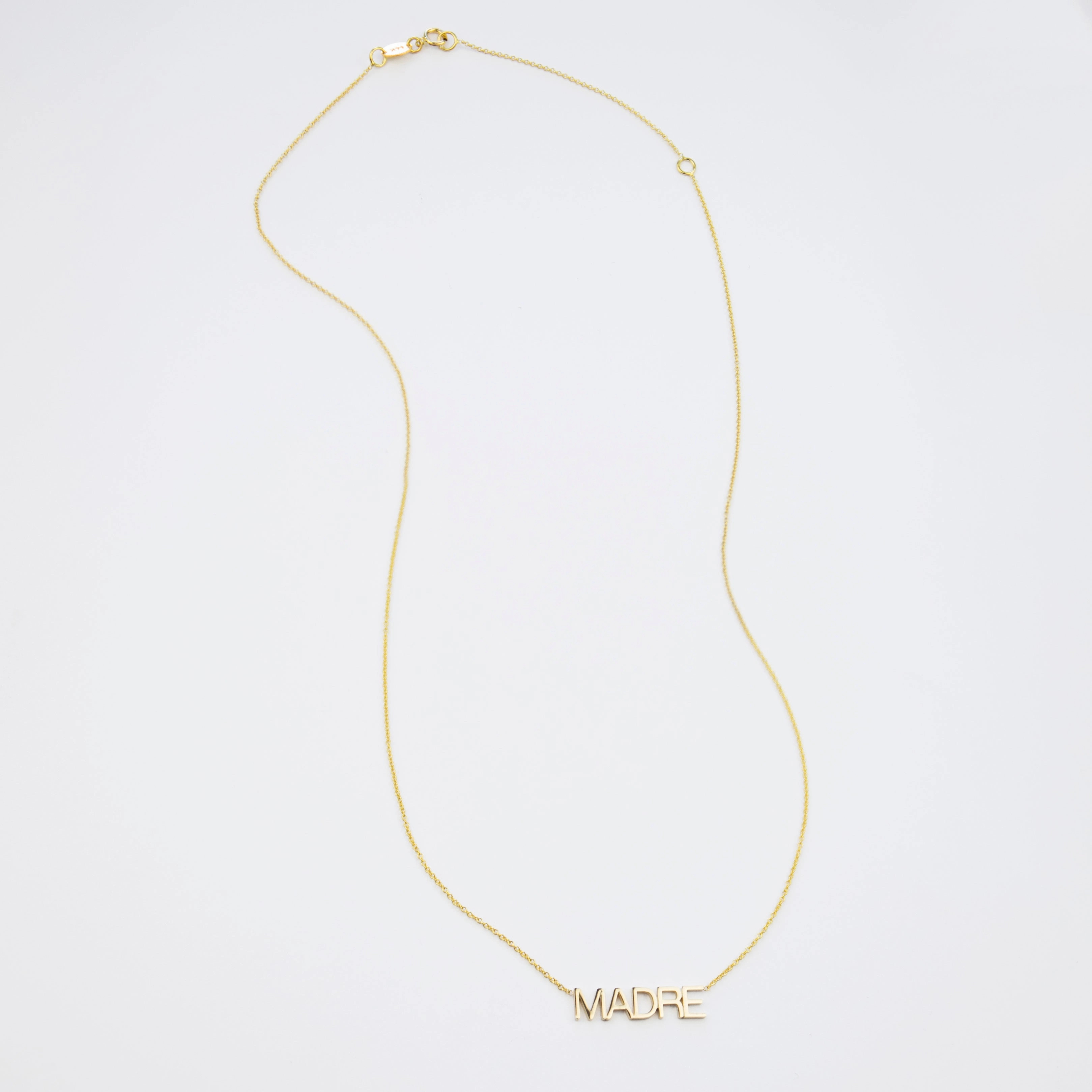 MADRE Necklace