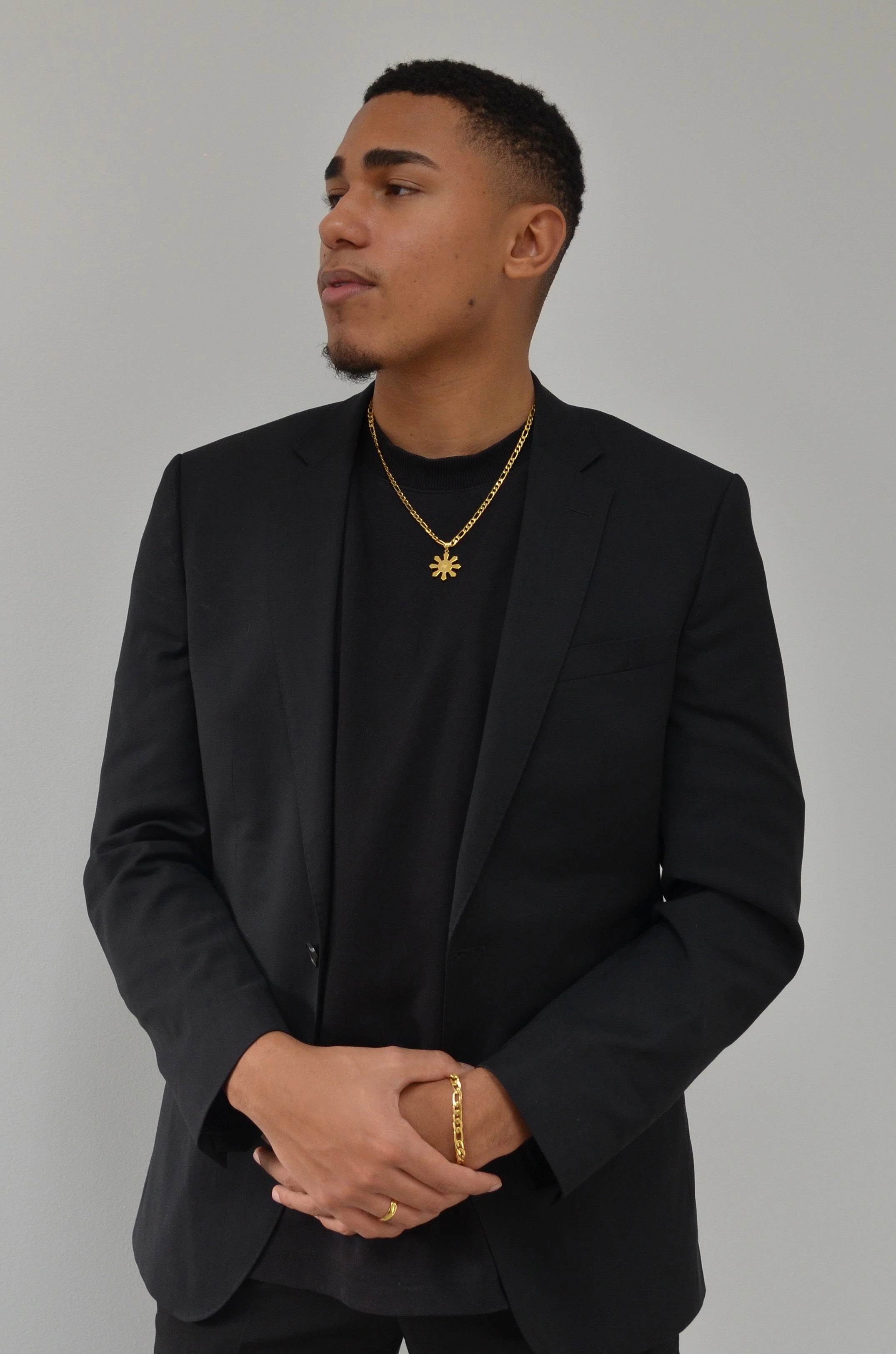 MEN'S MABUHAY SUN NECKLACE