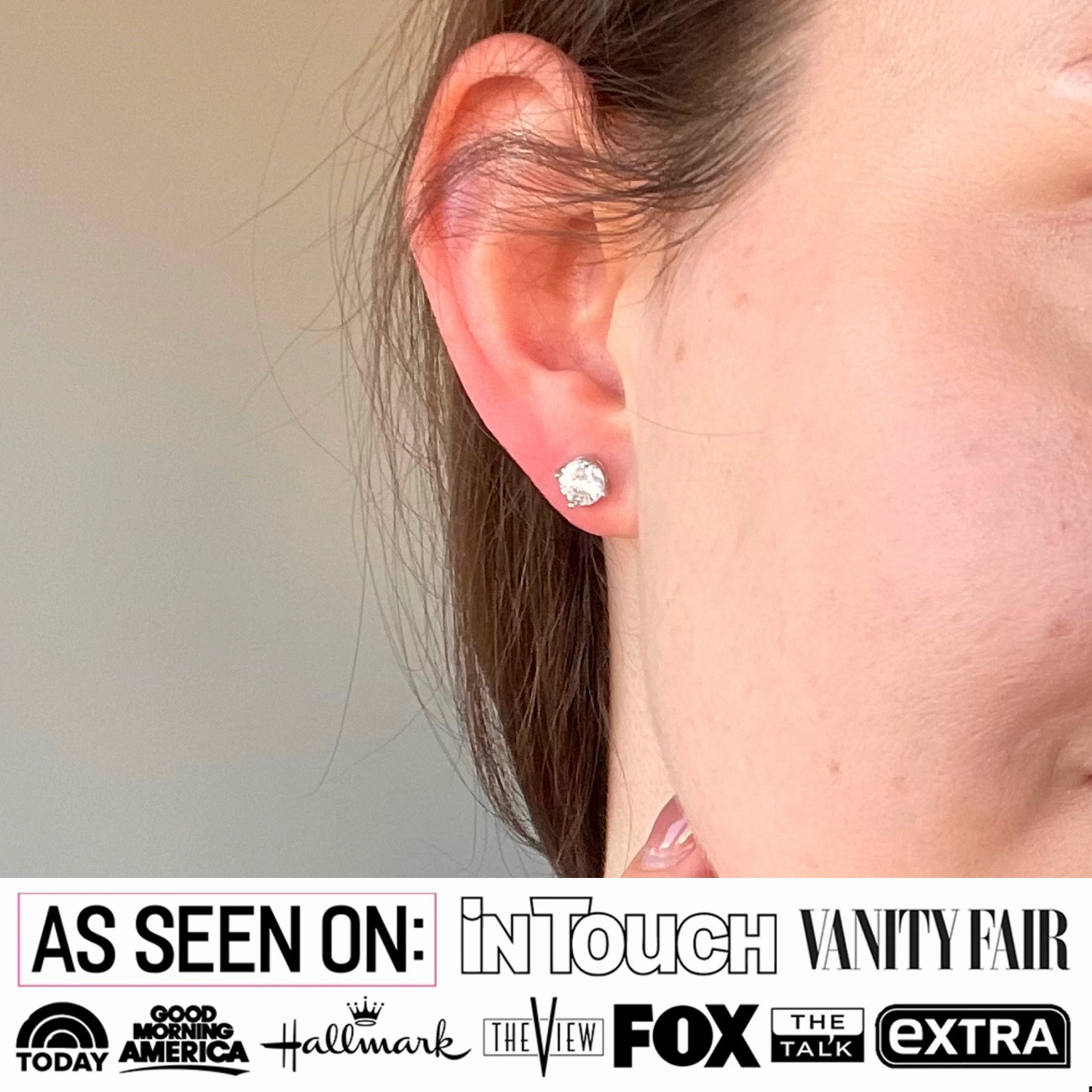 Mia 18k White Gold Plated Sterling Silver Stud Earrings with Simulated Diamond Crystals