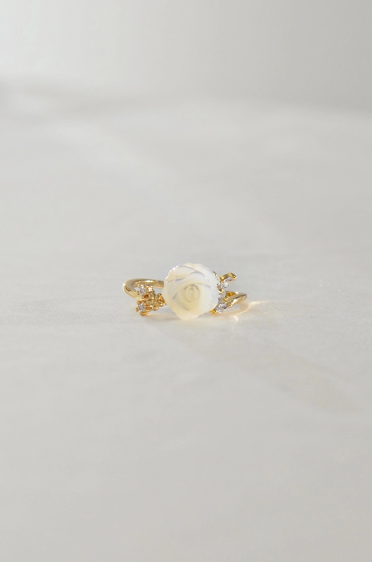PEARL ROSE RING