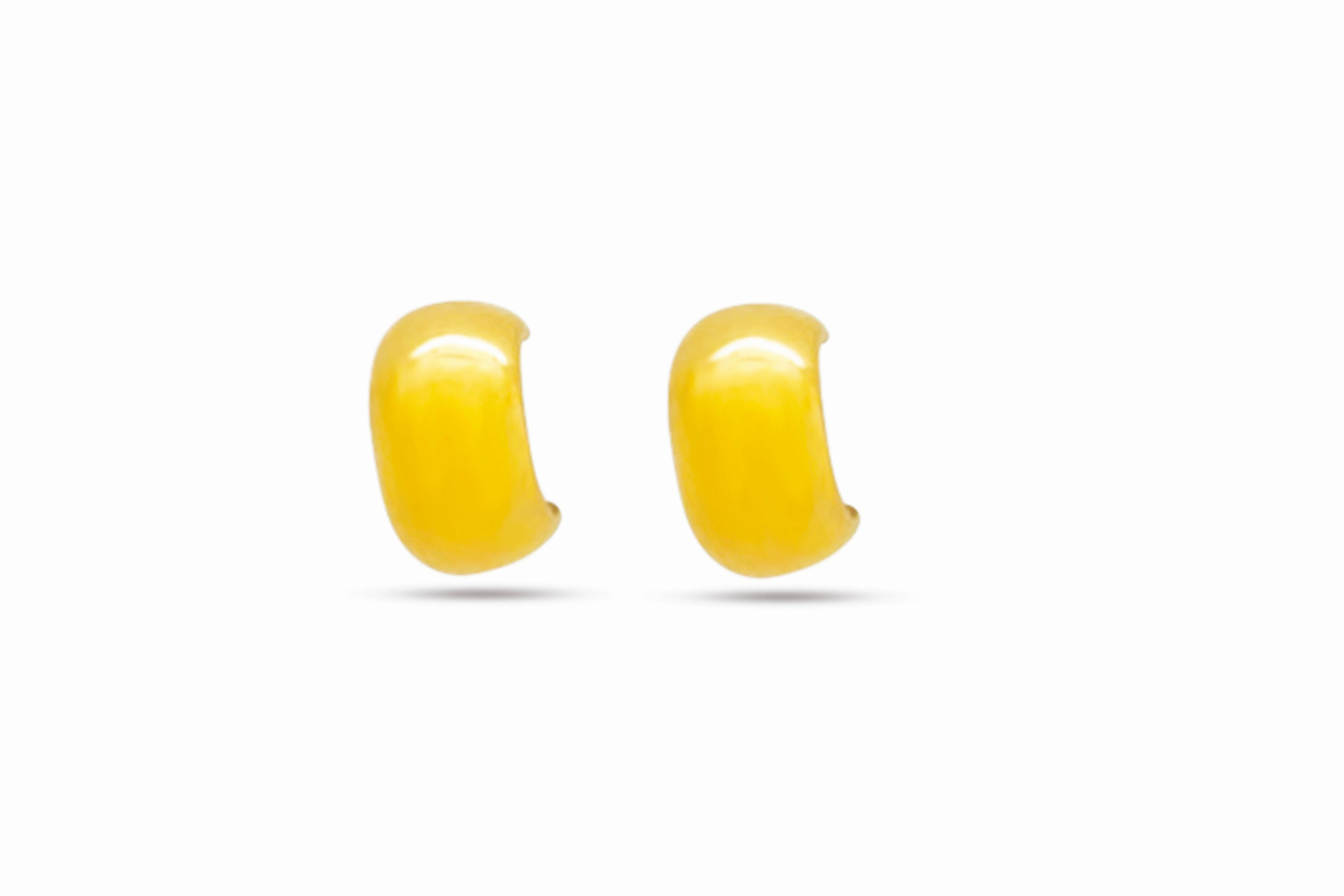 Simple gold rounded earrings
