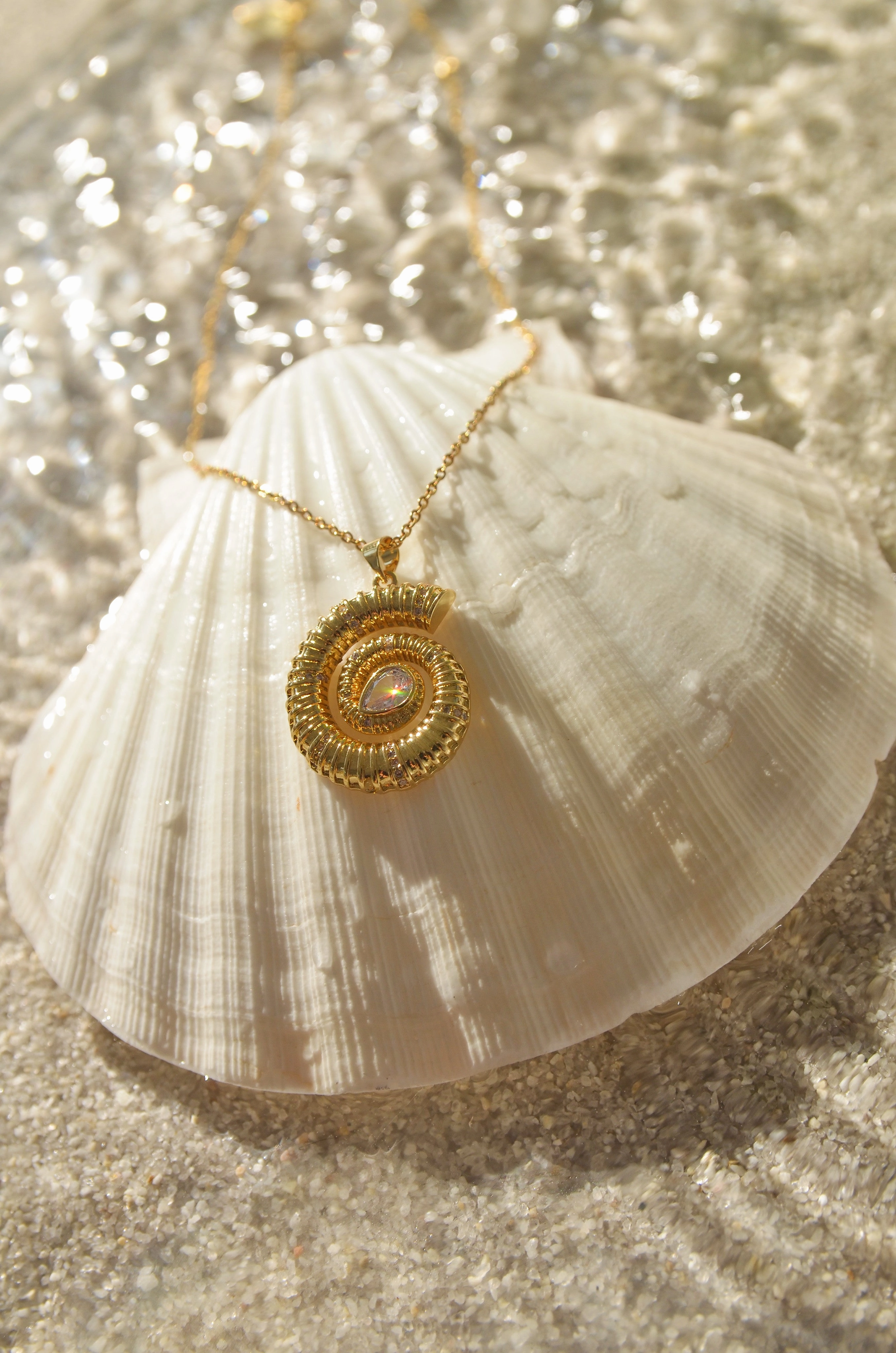 SIREN SONG AMULET