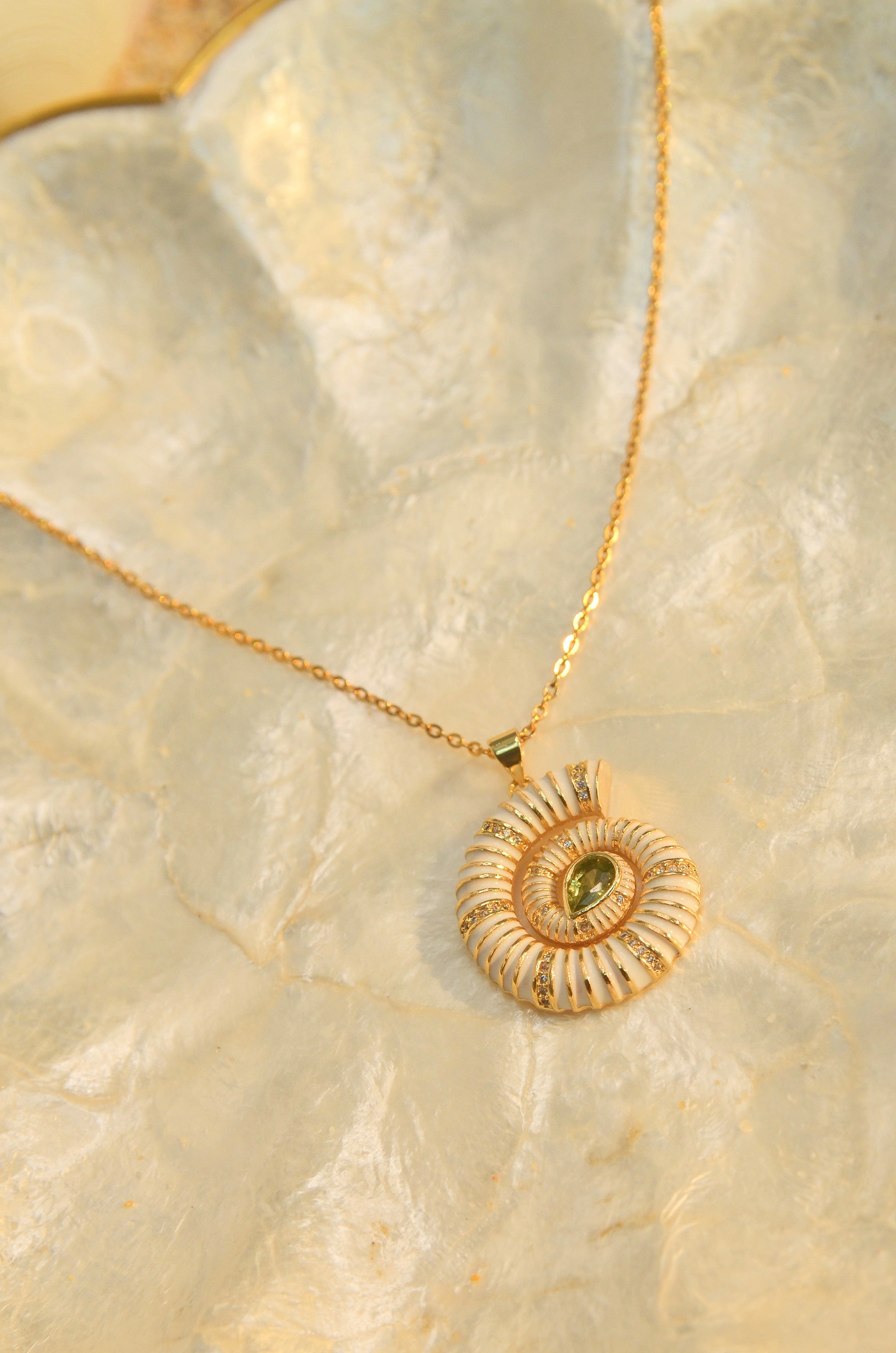 SIREN SONG AMULET