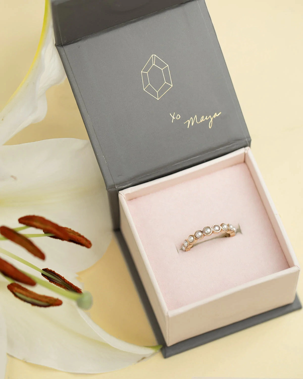 The Lily Bouquet Ring