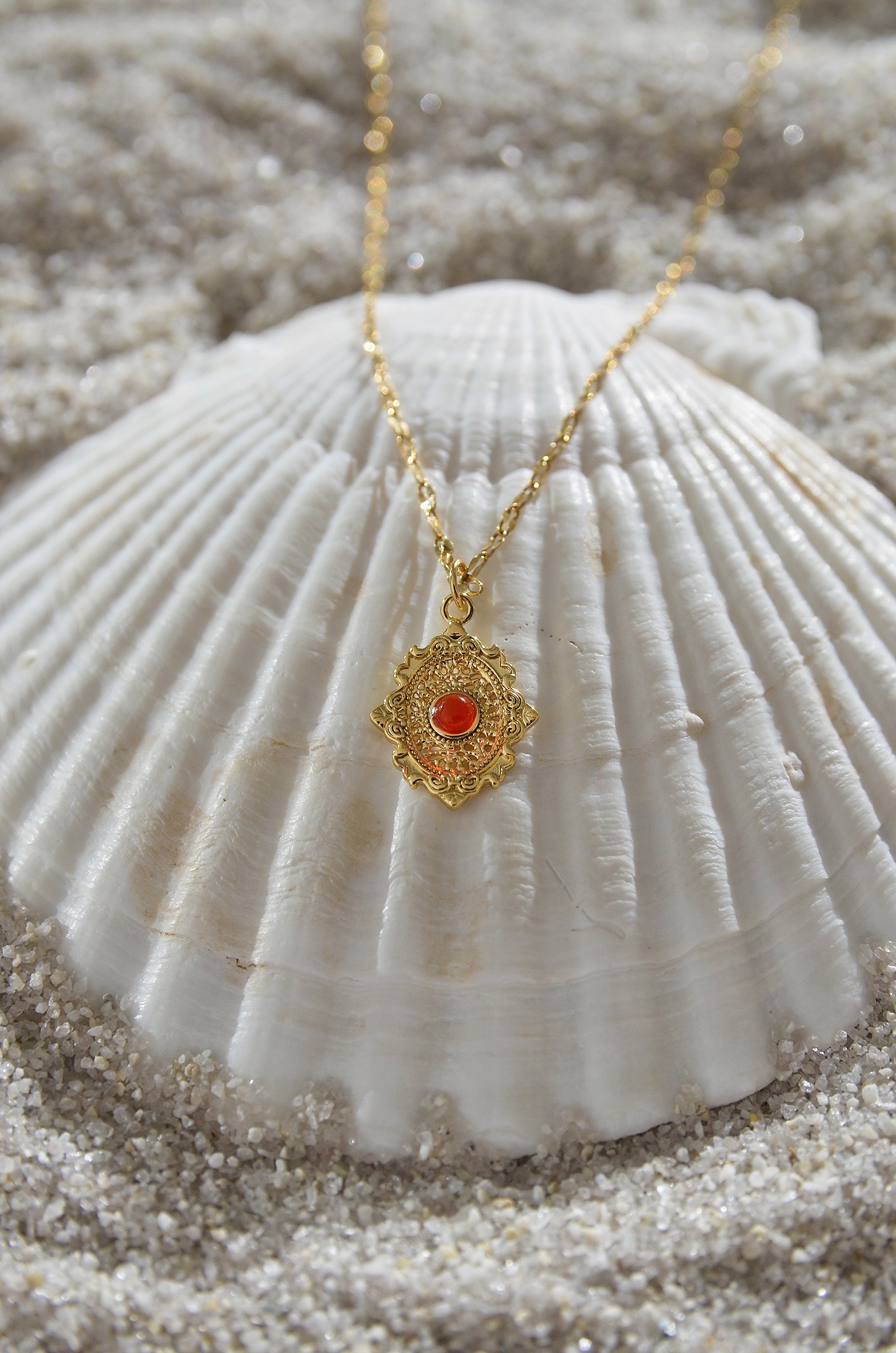 VINTAGE TAMBORIN GEMSTONE NECKLACE